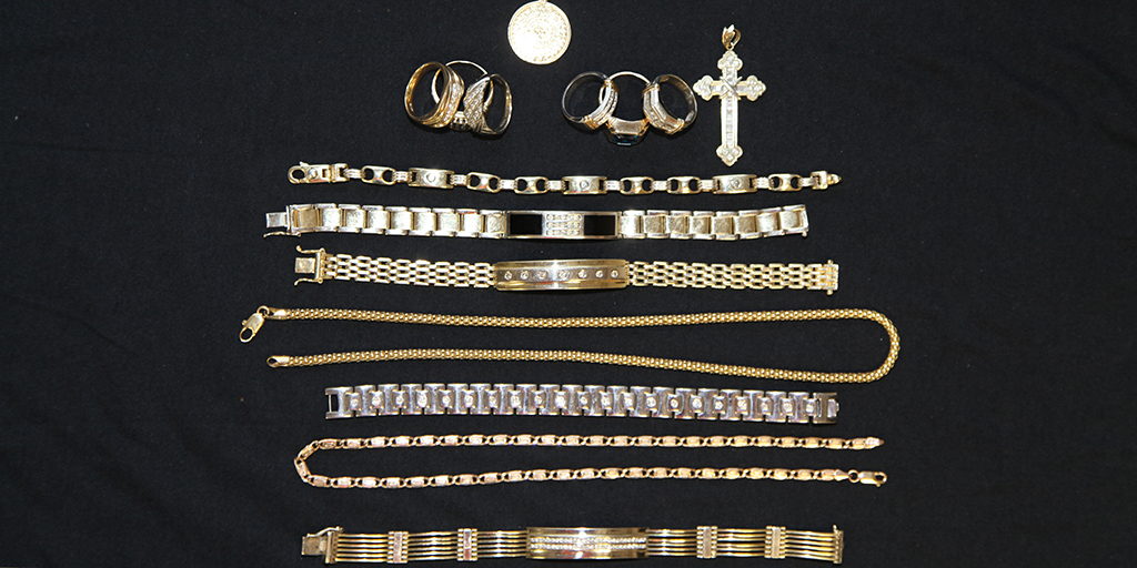 Not only do we buy your broken and unwanted Gold and Silver jewelry, we pay the most for your good Gold and Silver jewelry too. Bring your Gold and Silver Jewelry to Owl Metals Inc or give us a call to check our Gold and Silver prices and you will see that we pay the most money for your Gold and Silver in and around Baltimore, Dundalk, Towson, and Timonium.